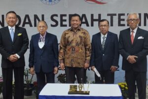 PELANTIKAN & SERAH TERIMA JABATAN DIREKTUR AKPAR NHI BANDUNG2